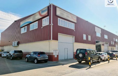 Nave en venta en Daganzo de Arriba, a 10 min de Madrid.